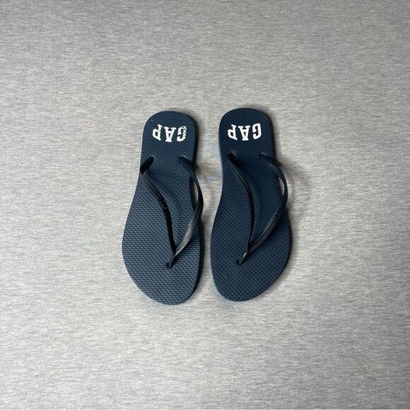 GAP Women’s Logo Flip Flops Sandals - Picture 5 of 7